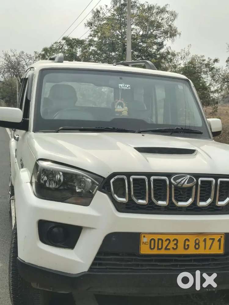Mahindra Scorpio 2.2 S9 2018