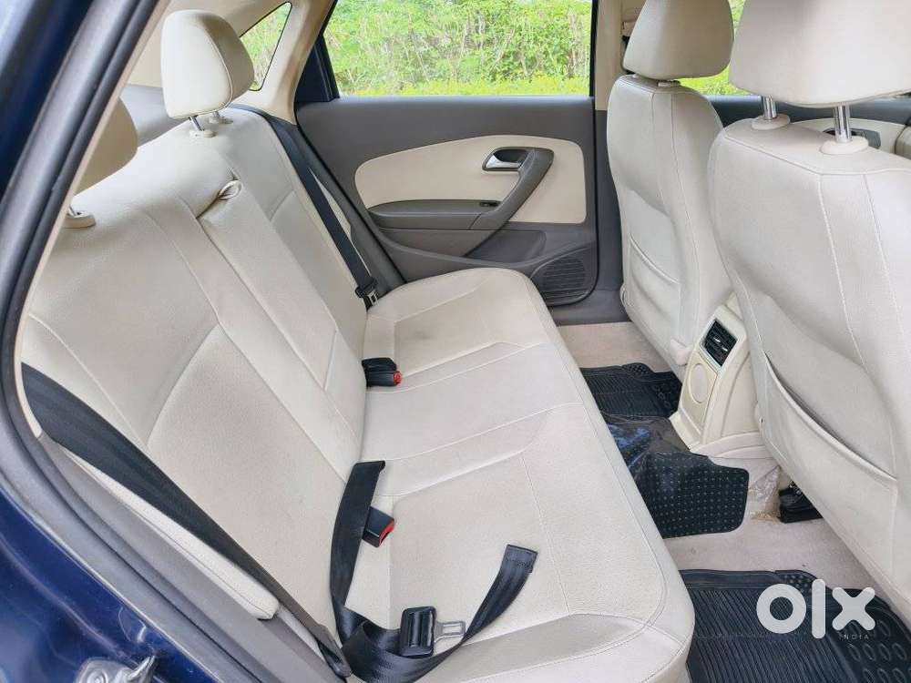 Volkswagen Vento 1.2 Tsi Highline At, 2015, Petrol