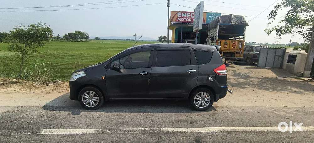 Maruti Suzuki Ertiga Zdi 2012 December