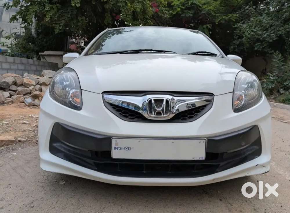 Honda Brio Mt Petrol 2012.
