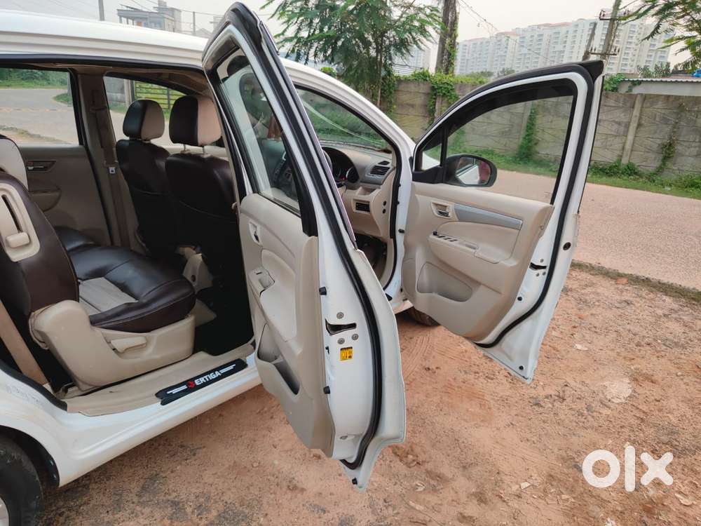 Maruti Suzuki Ertiga Zxi Plus Shvs, 2018, Petrol
