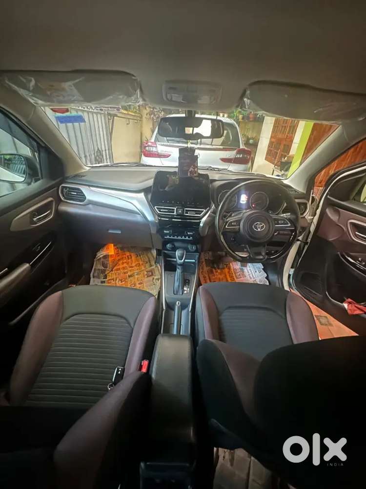 Toyota Urban Cruiser Taisor V 1.0 Petrol 2025