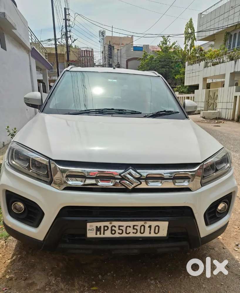 2022 Maruti Suzuki Brezza 1.5 Zxi Plus At Hybrid Dual Tone