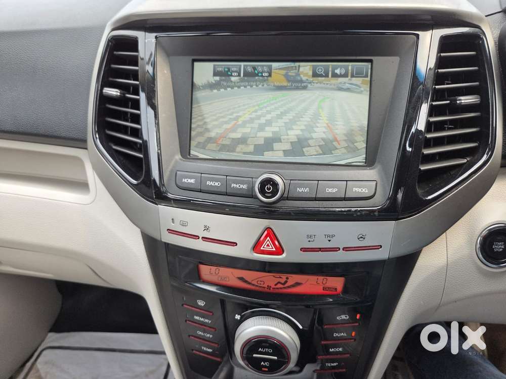 Mahindra Xuv300 W8 Option Dual Tone, 2023, Petrol
