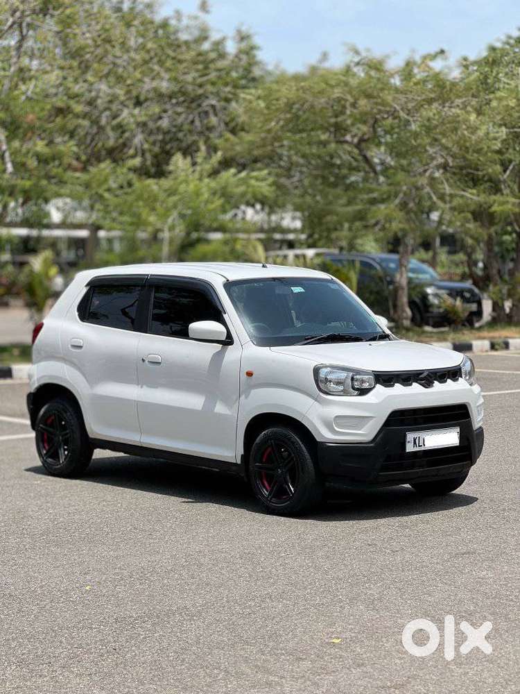 Maruti Suzuki S-presso Vxi Plus Amt, 2020, Petrol