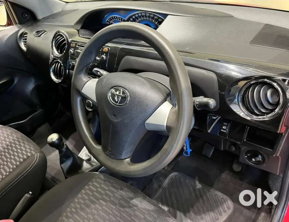 Toyota Etios Cross 2014