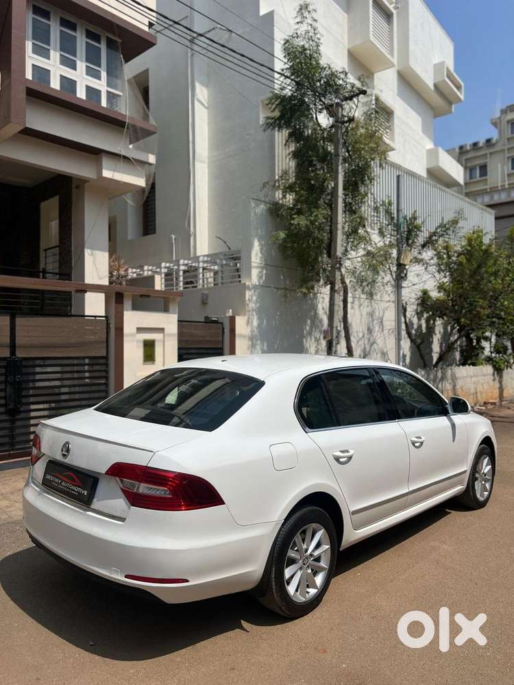 Skoda Superb Style 1.8, 2014, Diesel