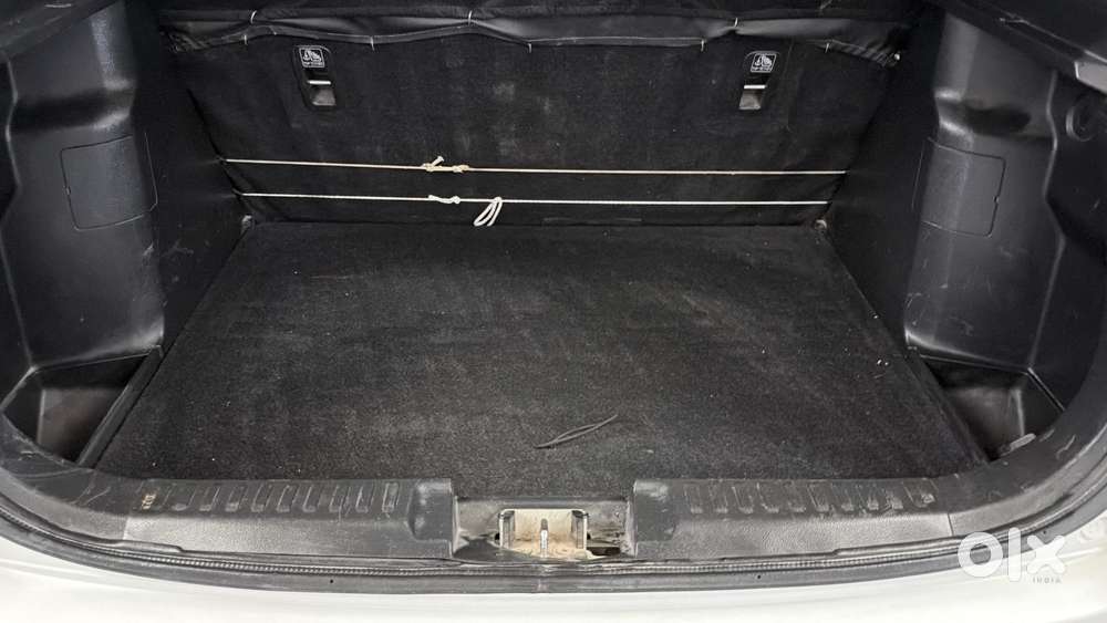 Maruti Suzuki Vitara Brezza 1.5 Vxi At, 2021, Petrol