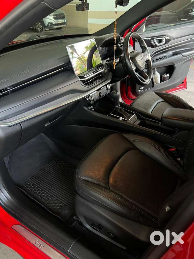 Jeep Compass Model S(o) 4x4 - No Accidents, No Scratch, Mint Condition