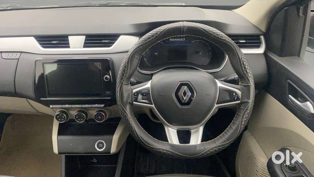 Renault Triber Rxz, 2023, Petrol