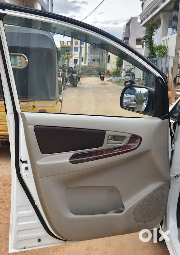 Toyota Innova 2.5 Diesel 2010