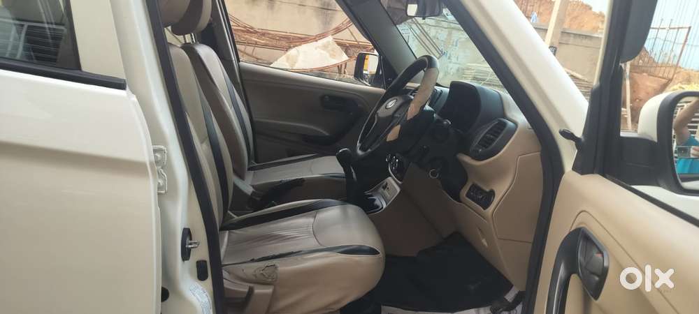 Mahindra Tuv 300 T6, 2016, Diesel