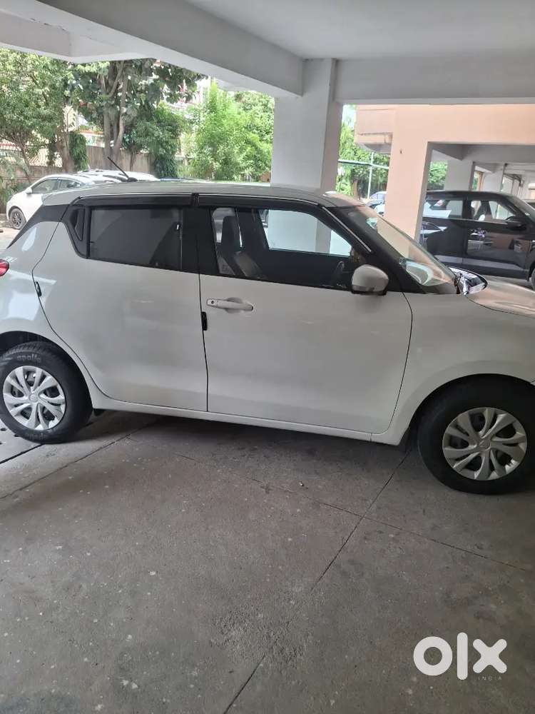 Maruti Suzuki Swift Vxi 2018