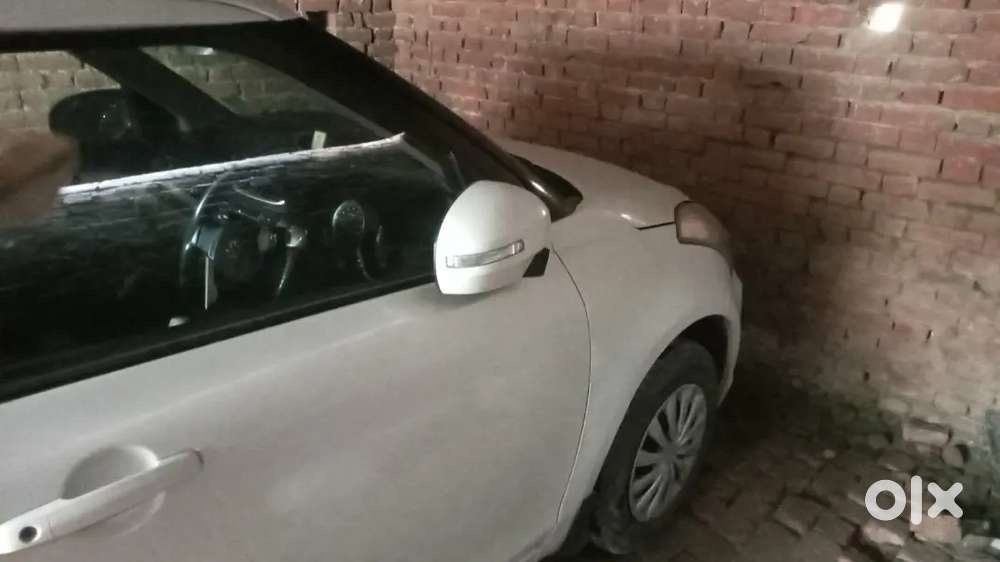 Maruti Suzuki Dzire 1.2 Vxi 2017