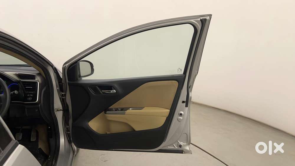 Honda City I-vtec S, 2015, Petrol