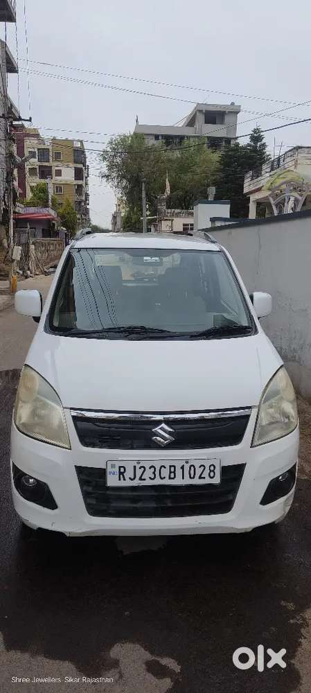 With Automatic Lpg Kit ,alloye Wheels, New Tyres