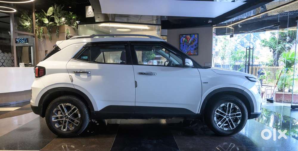 Hyundai Venue 1.0 Sx (o) Turbo Dct, 2025, Petrol