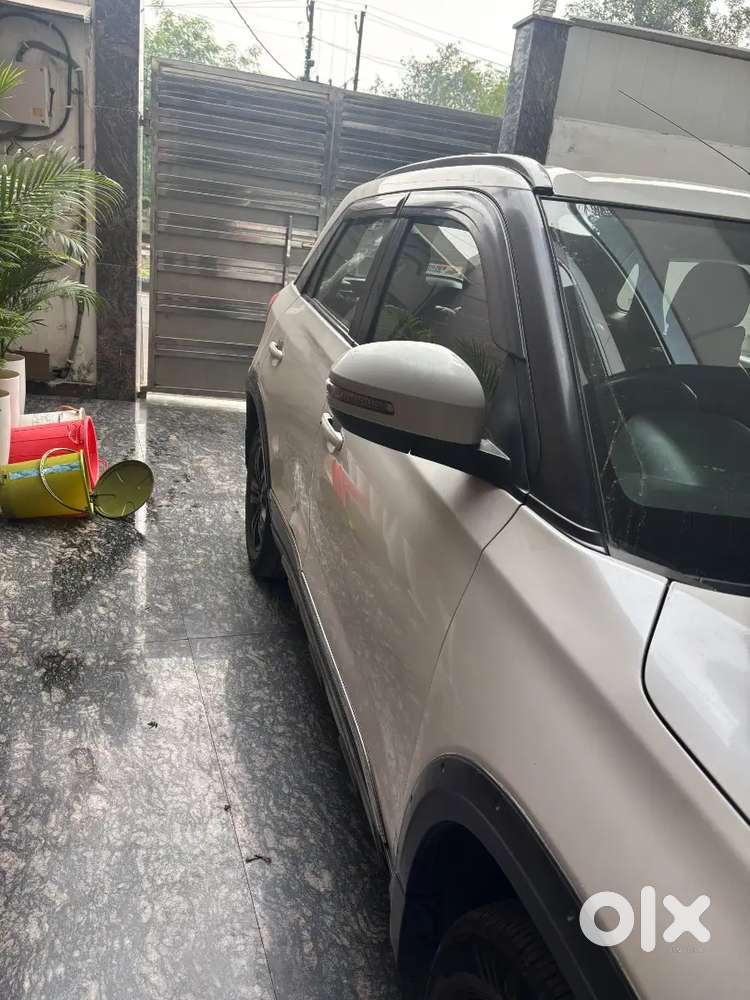 Maruti Brezza Amt 2020