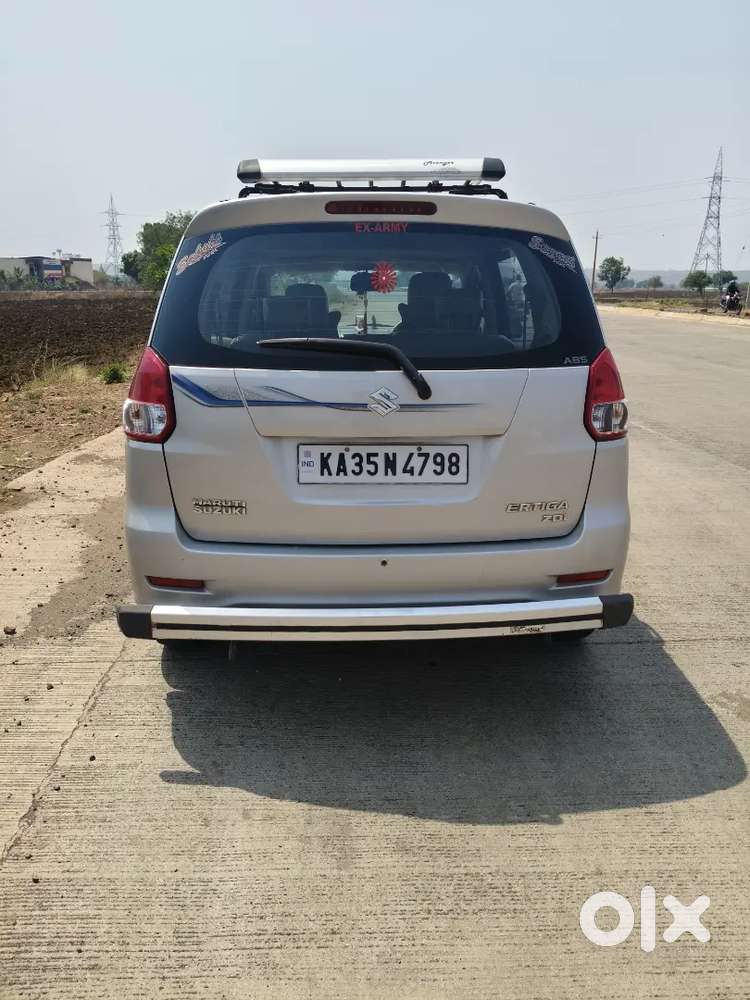 Maruti Suzuki Ertiga 2015 Diesel 140000 Km Driven