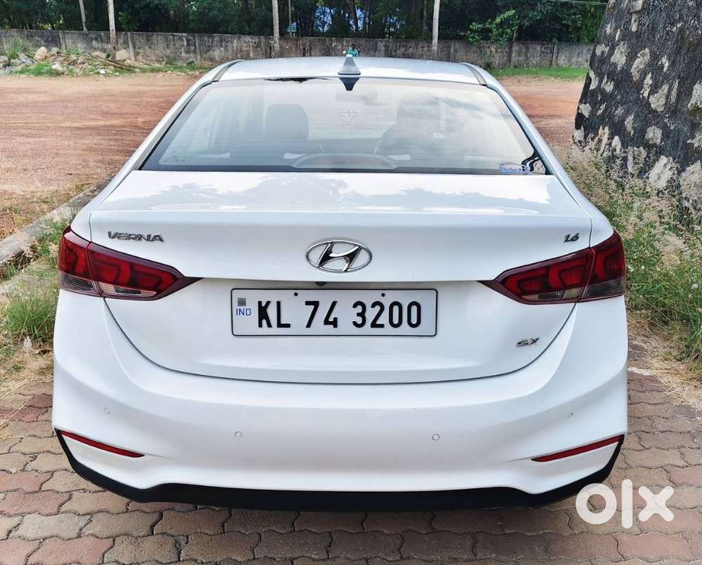 Hyundai Verna 1.6 Sx Vtvt, 2018, Petrol