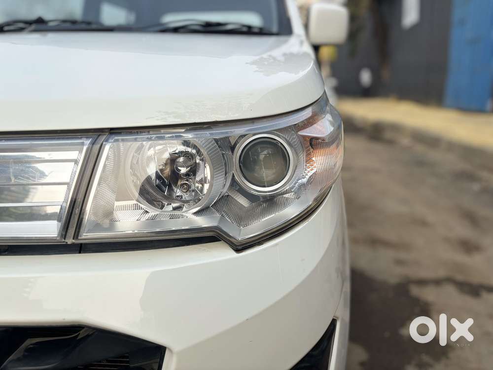 Maruti Suzuki Wagon R Stingray 1.0 Vxi Plus, 2017, Petrol