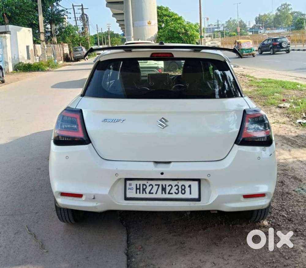 Maruti Suzuki Swift 1.2 Lxi (o), 2024, Petrol