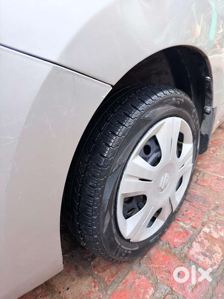 Well Mentained Car With Electric Side Mirrors And Windows