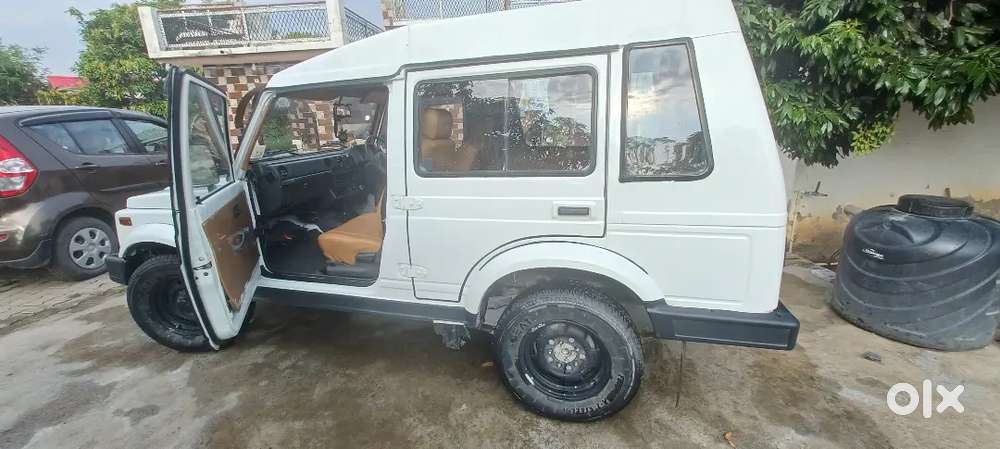 Maruti Gypsy Hardtop 4 Door ,powerstering ,heater , Free Wheel Hub