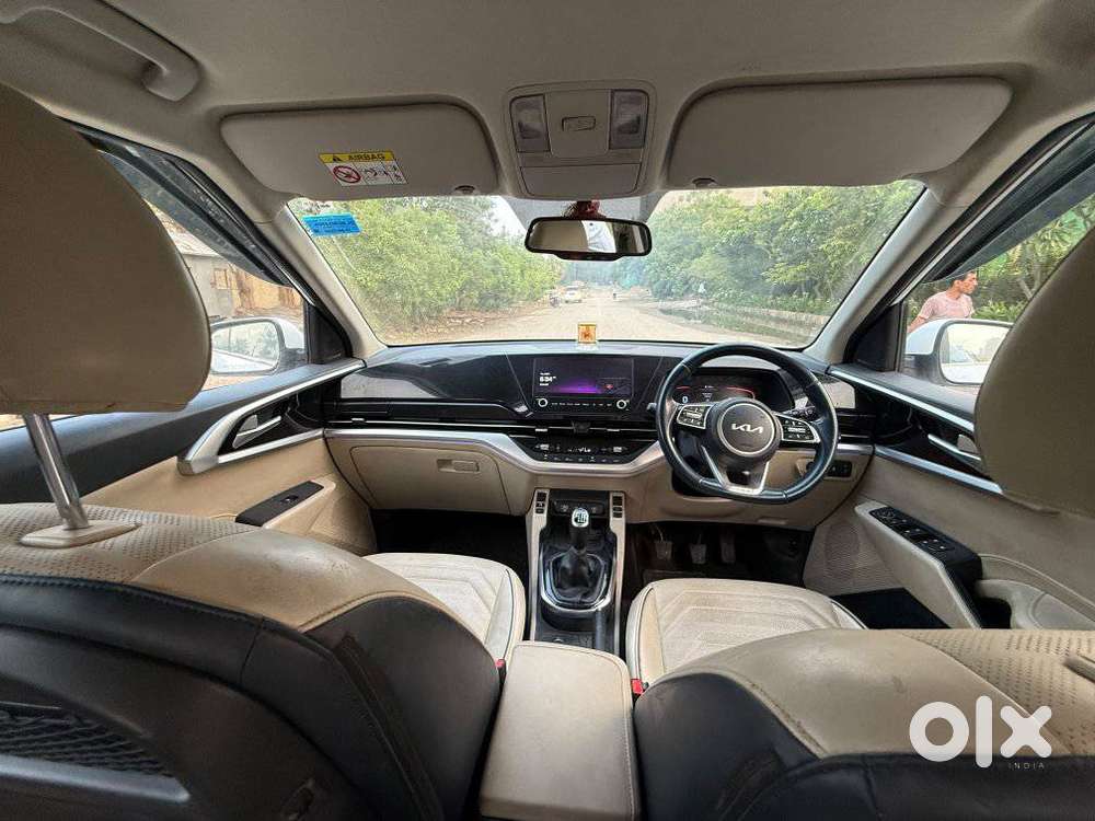 Kia Carens 1.4 Luxury 7 Str, 2022