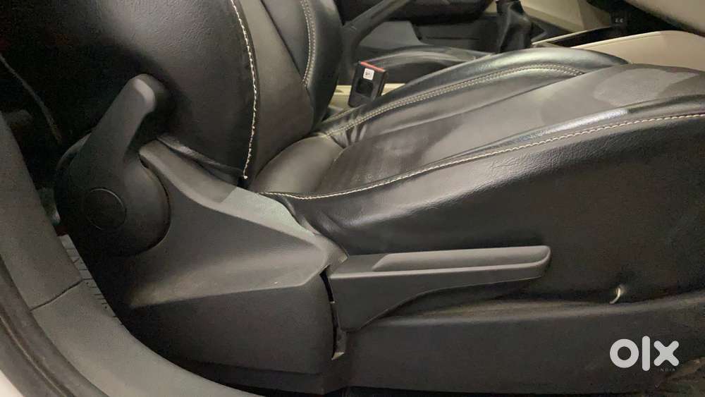 Skoda Slavia 1.0 Ambition Tsi, 2022, Petrol