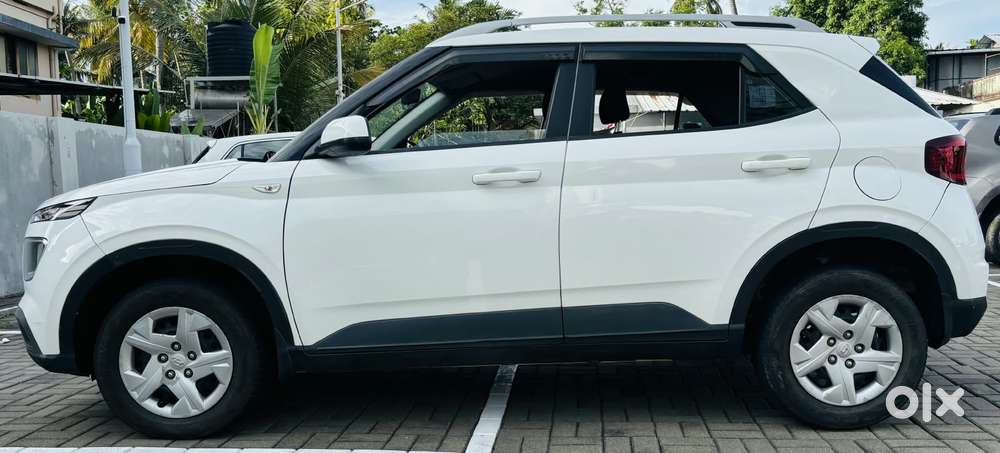 Hyundai Venue S, 2021, Diesel