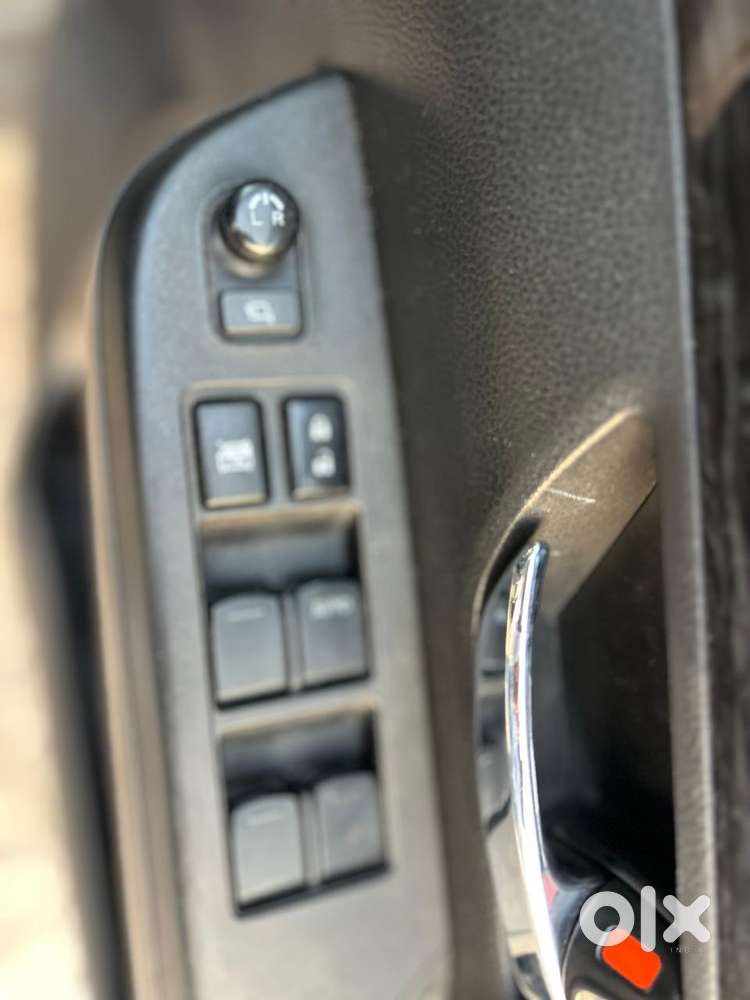 Maruti Suzuki Xl6 1.5 Zeta At, 2021, Petrol
