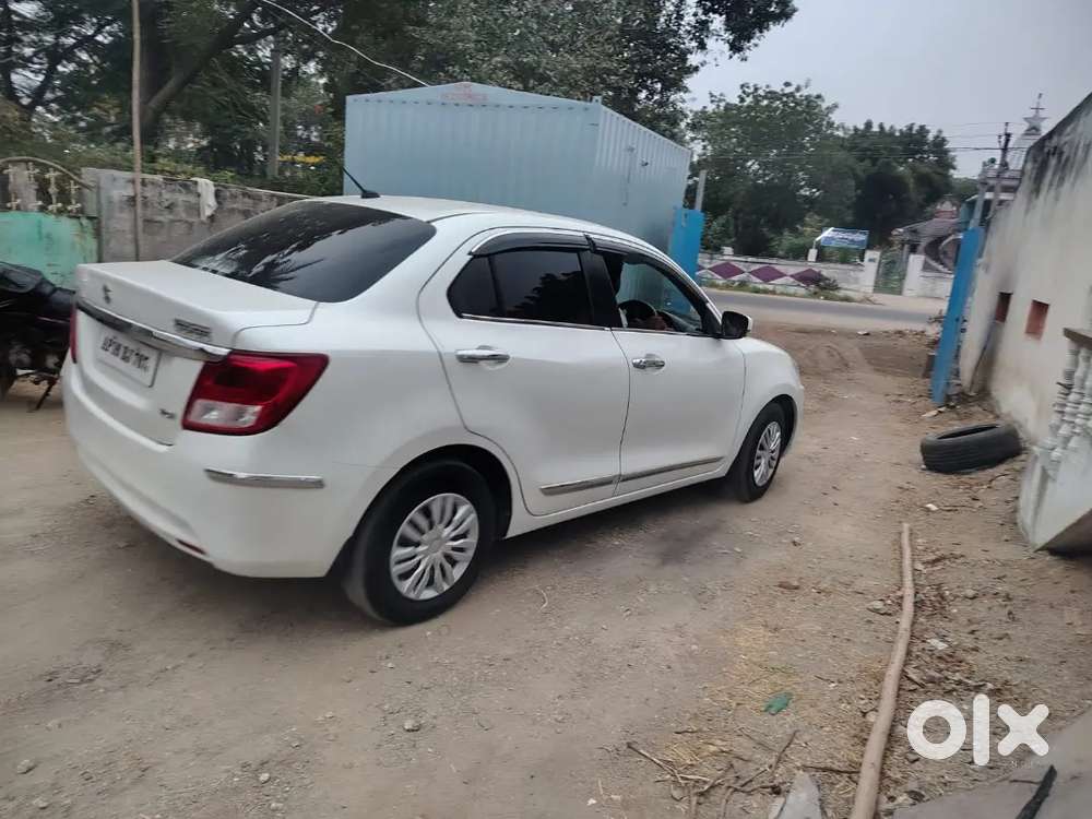 Maruti Suzuki Dzire 2017 Diesel 140000 Km Driven