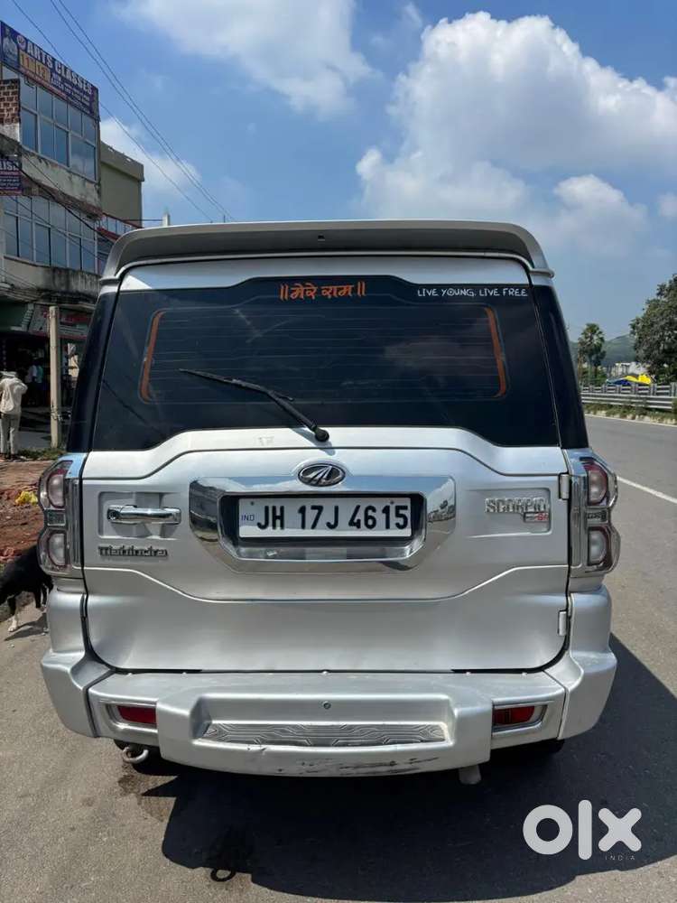 Mahindra Scorpio 2016 2nd Owner