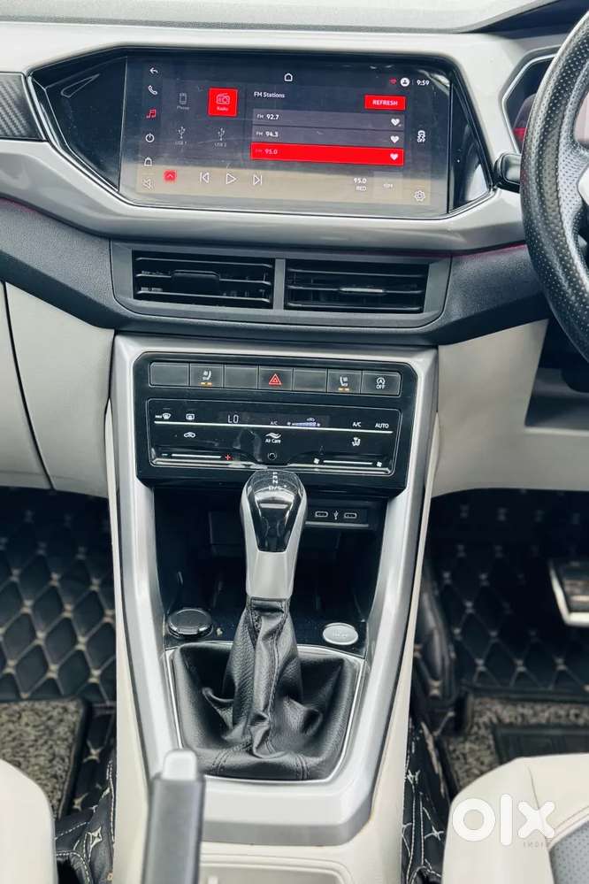 Volkswagen Taigun, 2024, Petrol