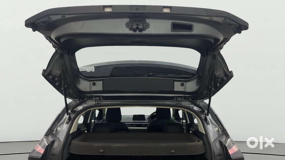 Tata Nexon Creative 1.2 Revotron Petrol 6 Mt, 2023, Petrol