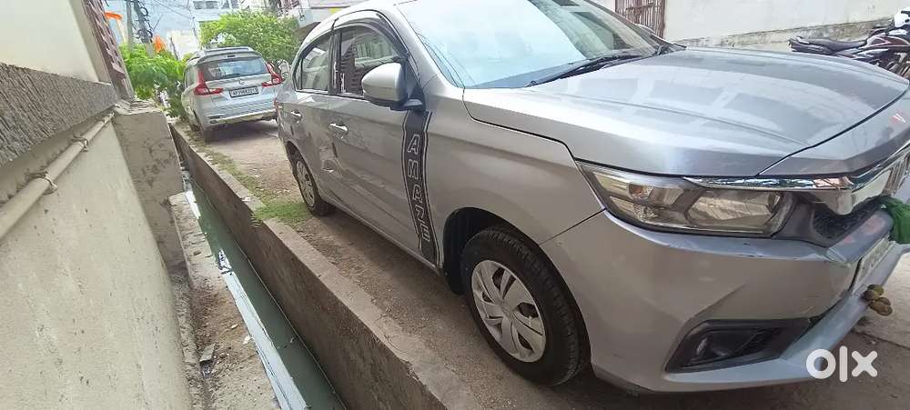 Honda Amaze 2019 Petrol Well Maintained