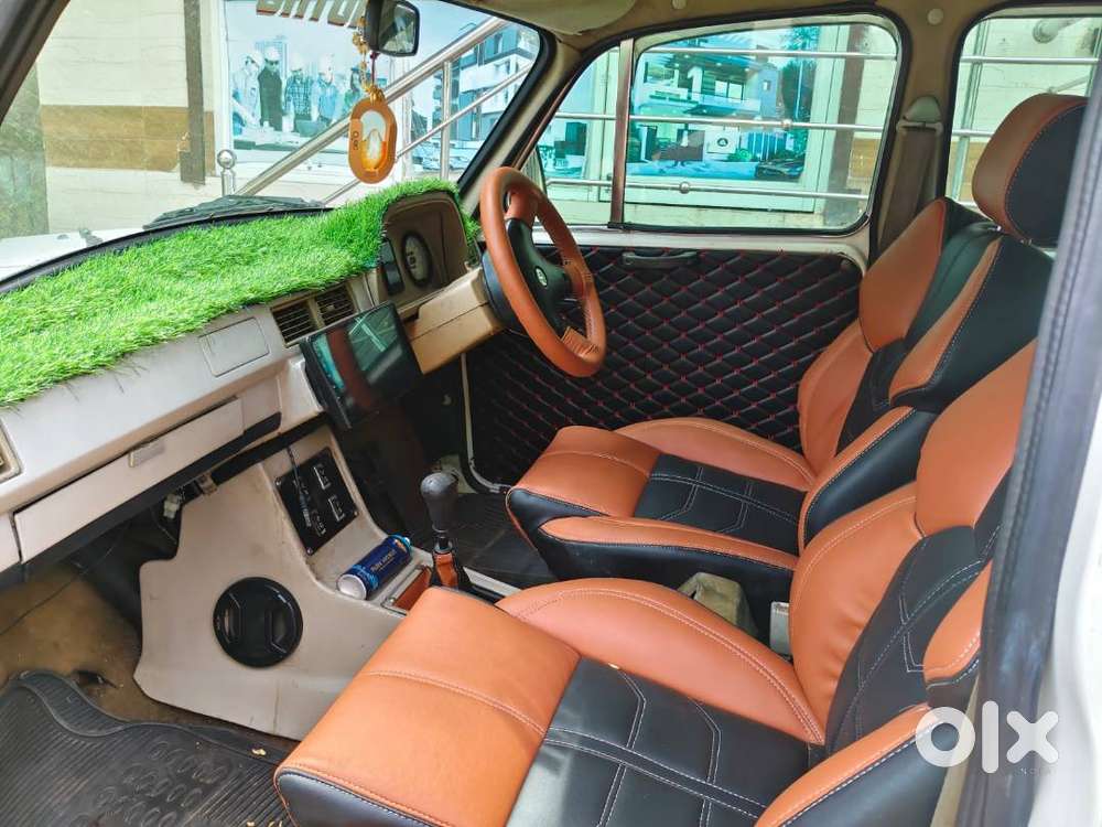 Very  Good  Condition  With  All  Current  Features
