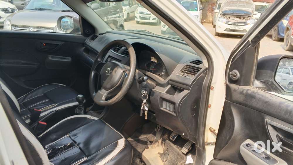 Maruti Suzuki Swift Lxi Option, 2015, Petrol