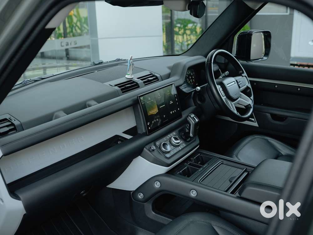 Land Rover Defender 2022