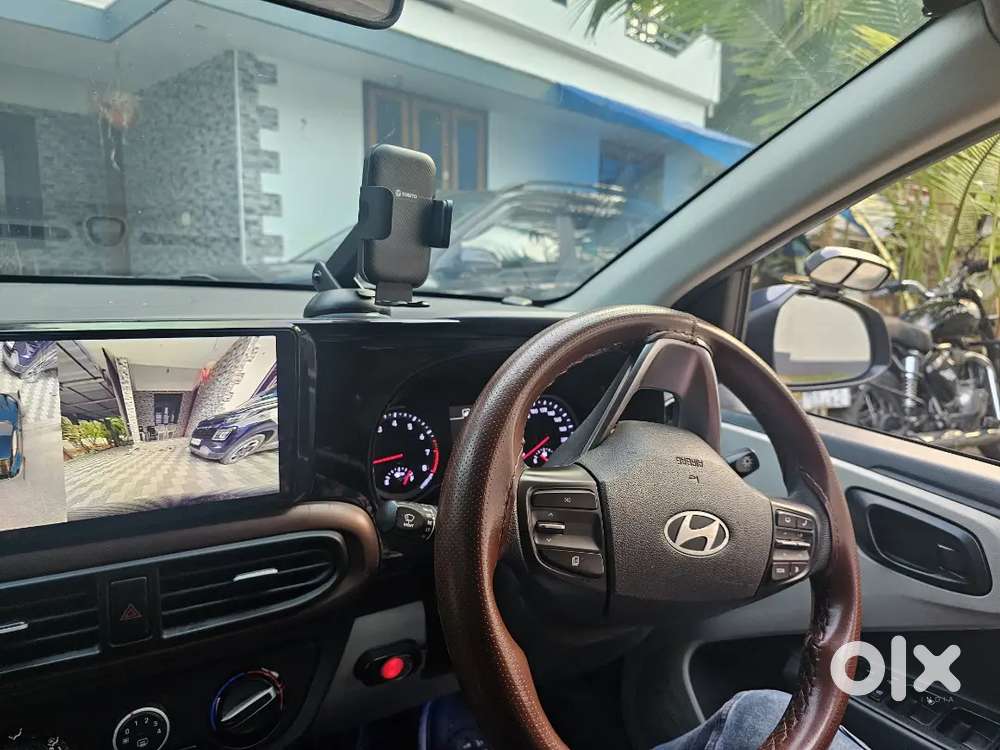 Hyundai Aura 2024 Cng & Hybrids 77320 Km Driven