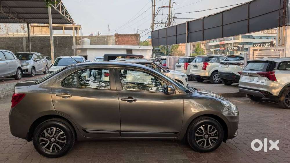 Maruti Suzuki Dzire 1.2 Vxi Cng, 2023, Cng & Hybrids