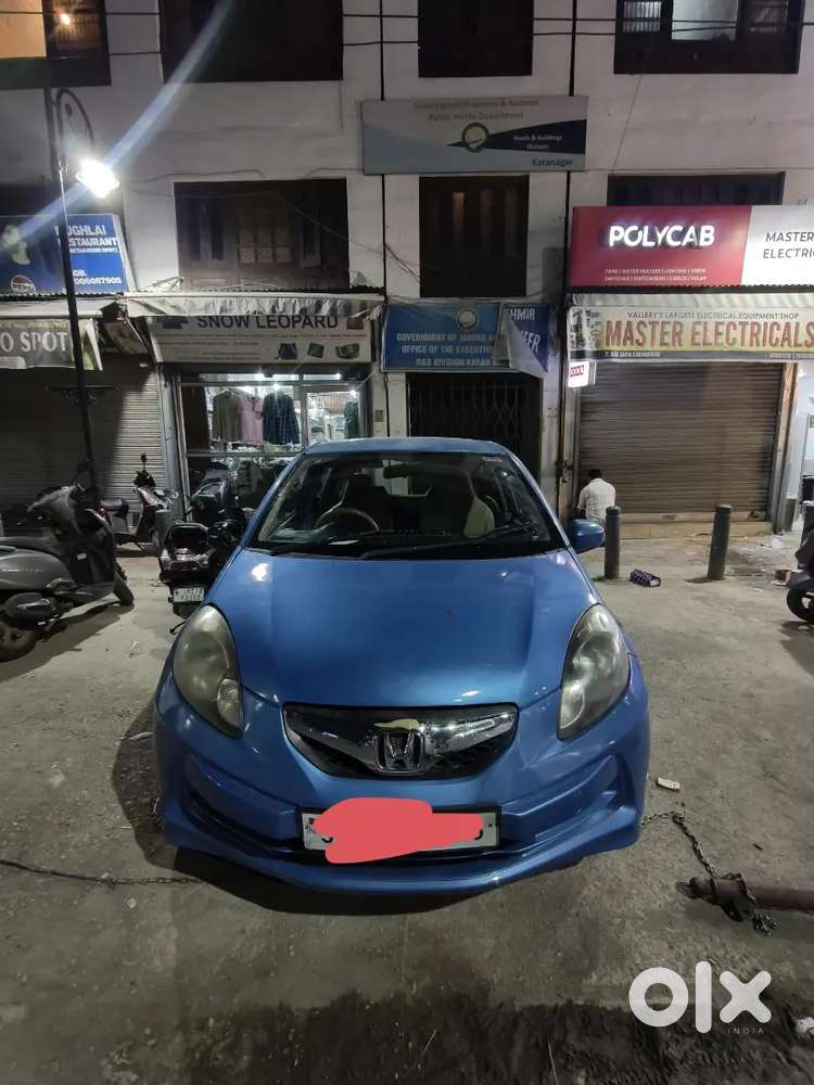 Honda Brio 2012 Petrol Well Maintained