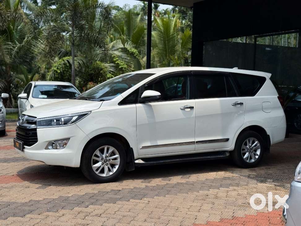 Toyota Innova Crysta 2.4 V, 2018, Diesel