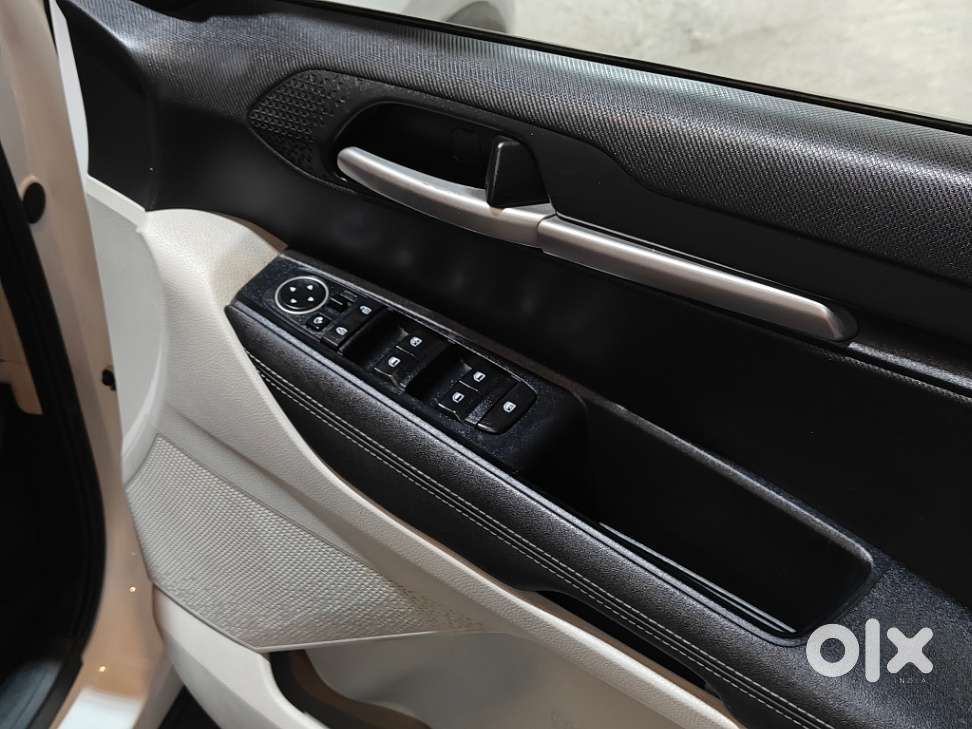 Kia Sonet Htx D, 2023, Petrol