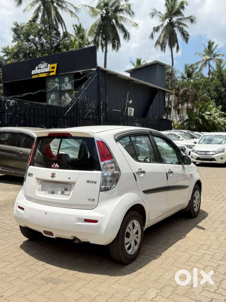 Maruti Suzuki Ritz Vxi Genus, 2014, Petrol