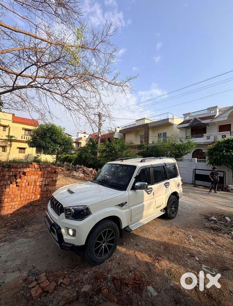 Mahindra Scorpio 2022 Diesel Well Maintained