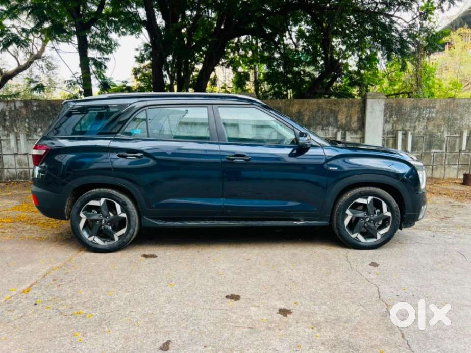 Hyundai Alcazar 2.0 Signature (o) Petrol At 6 Str, 2022, Petrol