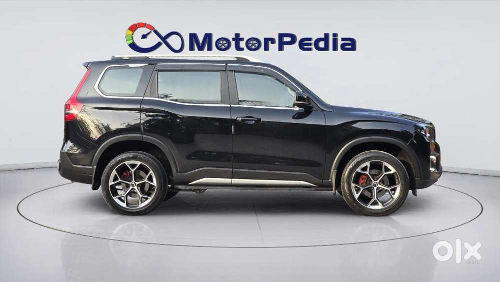 Mahindra Scorpio N Z8 Petrol At 7 Str, 2025, Petrol