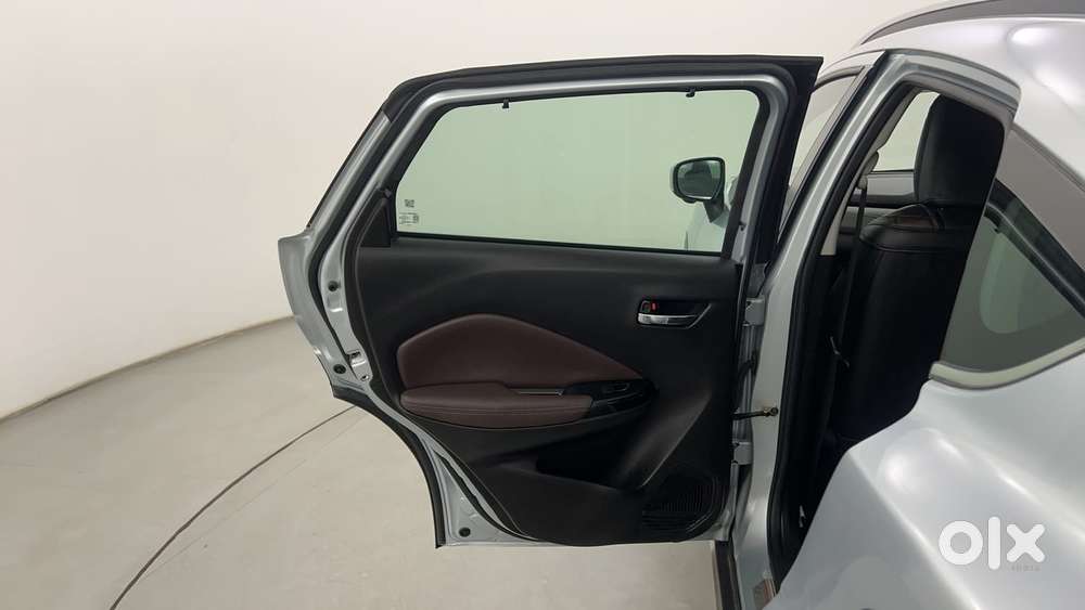 Maruti Suzuki Fronx Alpha 1.0l Turbo 6 At, 2023, Petrol